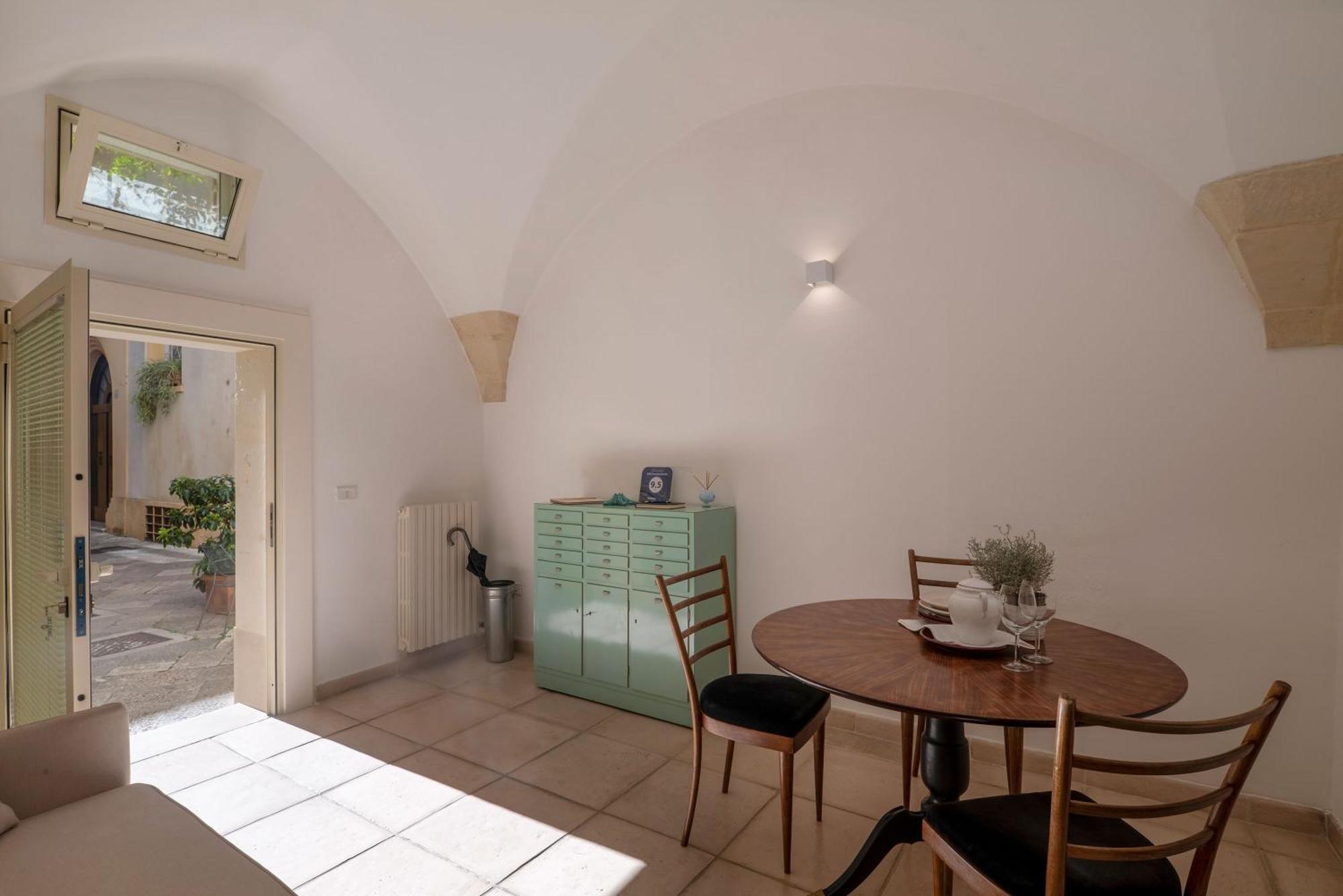Corte Dei Romiti Apartment - Lecce Selection Bagian luar foto